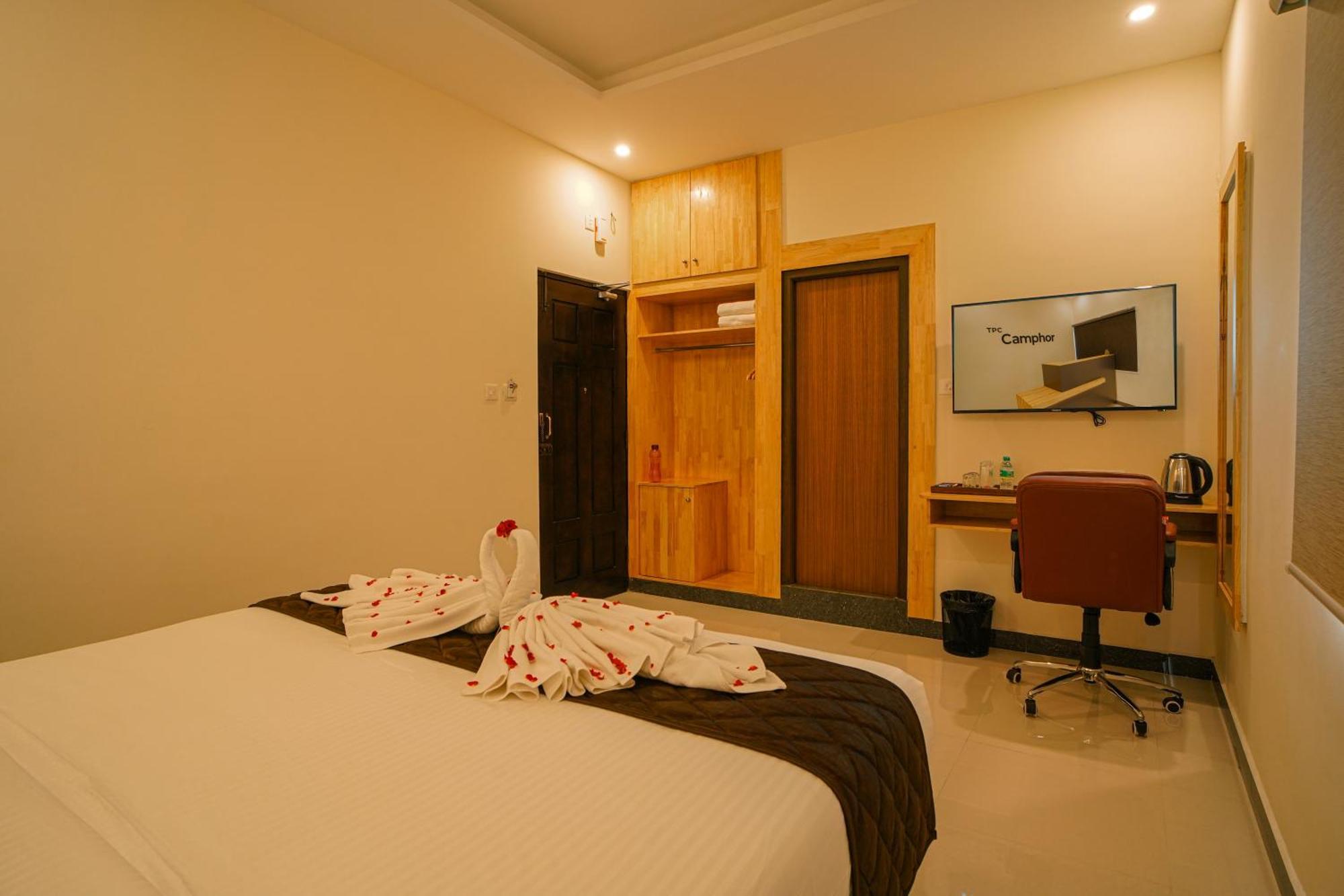 Tpc Camphor Hotel Tiruchirappalli Exterior photo